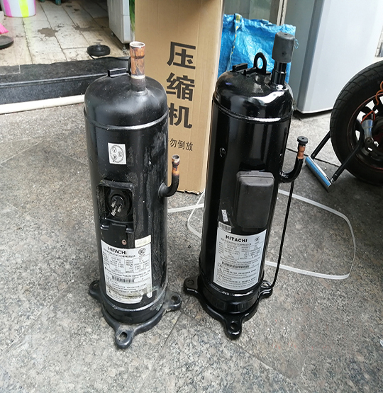 和硕中央空调压缩机的更换维修